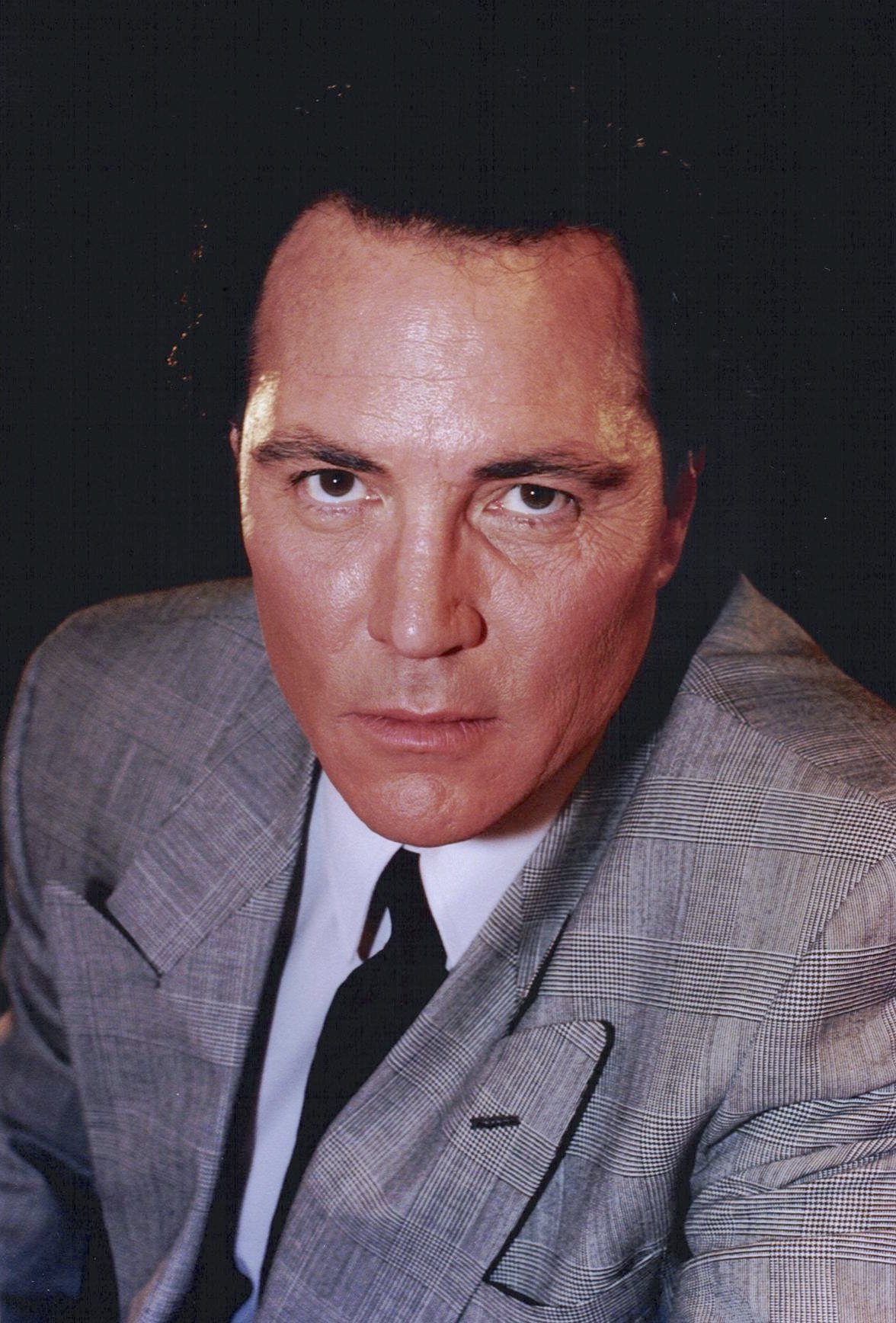 actor Sonny Landham large photo