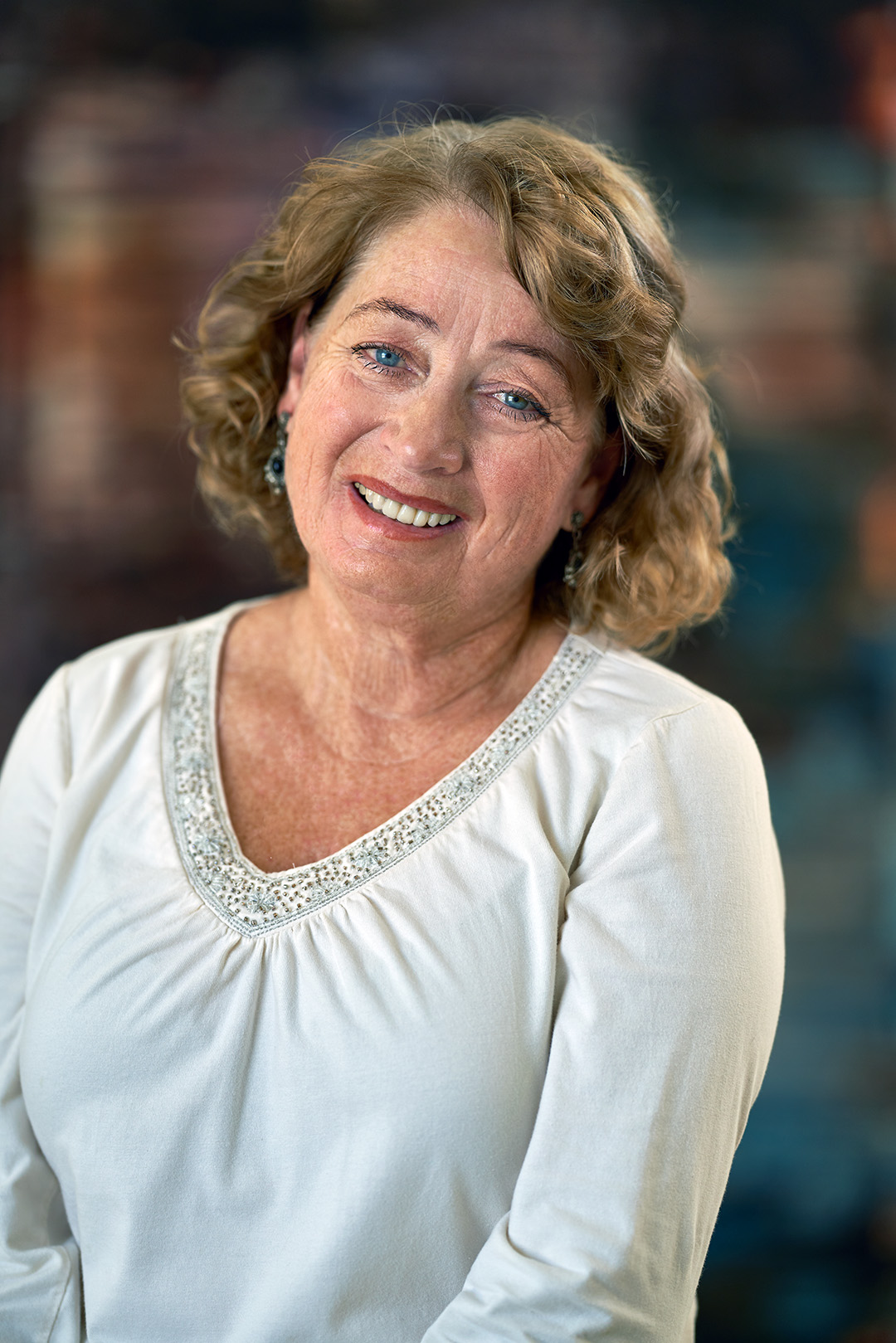 actor Lora Witty large photo