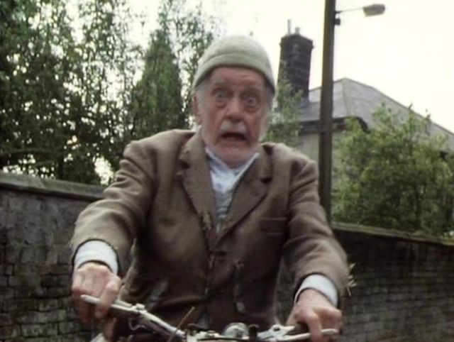 actor Bill Owen large photo