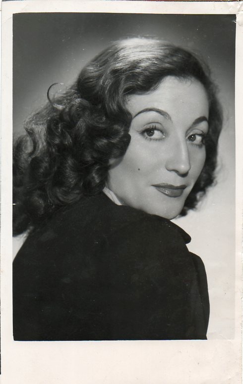 actor Ada Carrasco large photo