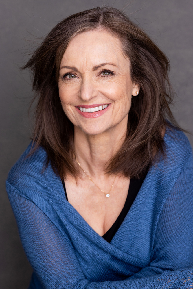 actor Gigi Bermingham large photo