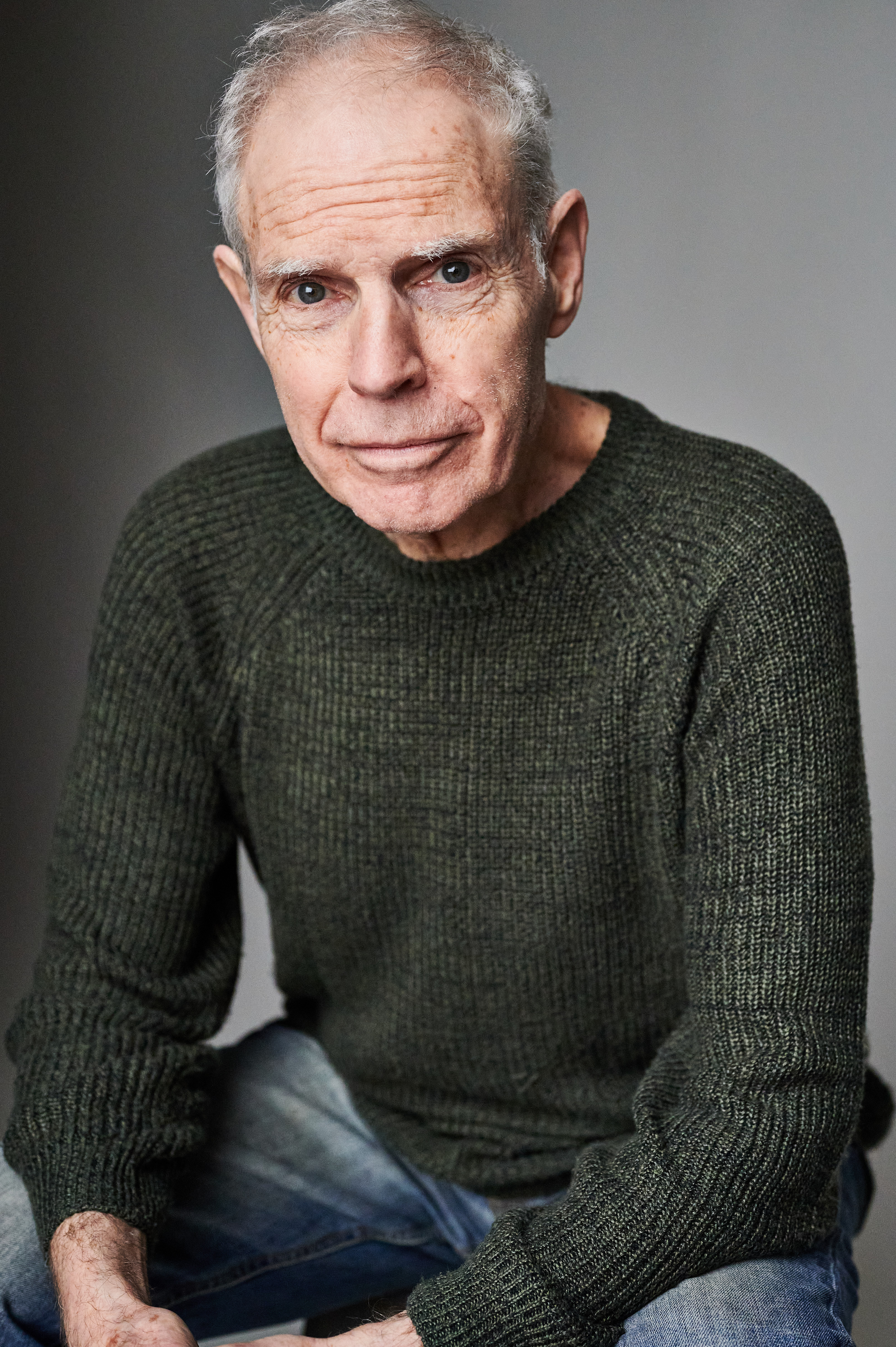 actor Stephen Schreiber large photo