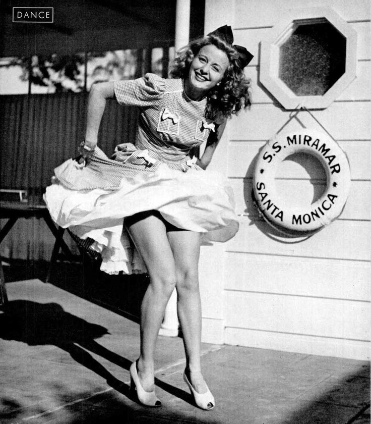 actor Sunnie O'Dea large photo