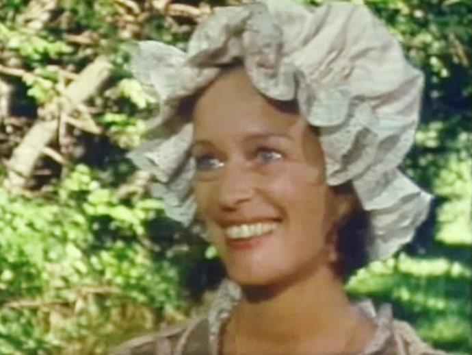 actor Samantha Langevin large photo