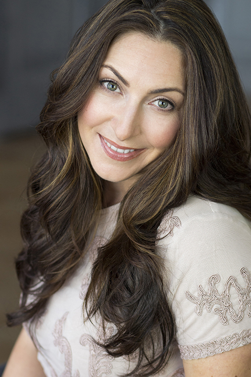 actor Tara Macri large photo