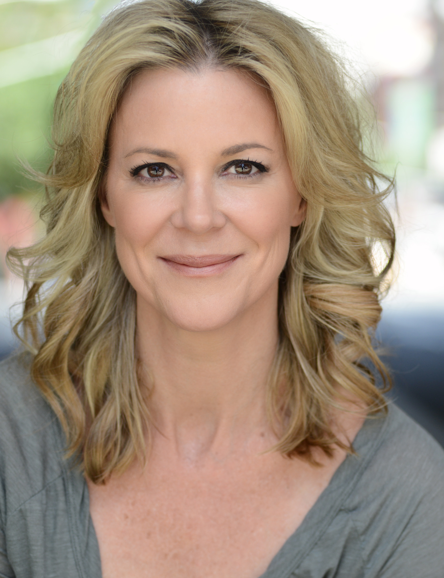 actor Julia Montgomery Brown large photo