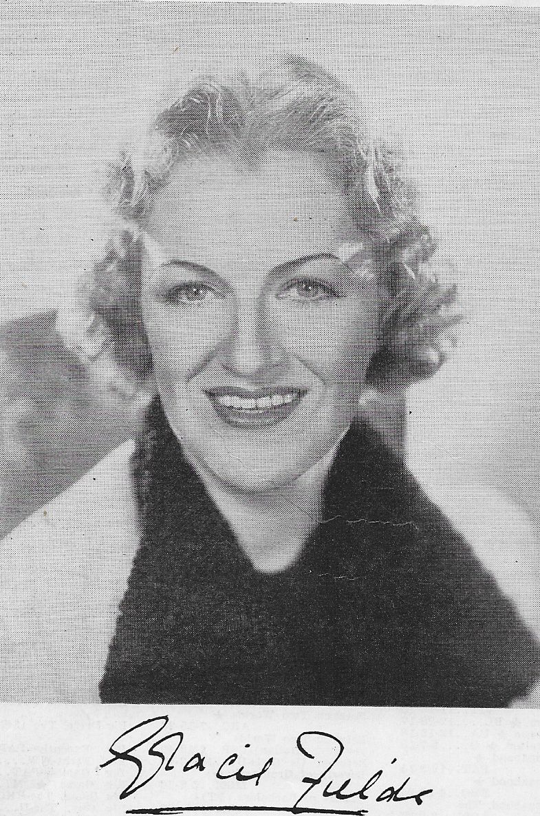 actor Gracie Fields large photo