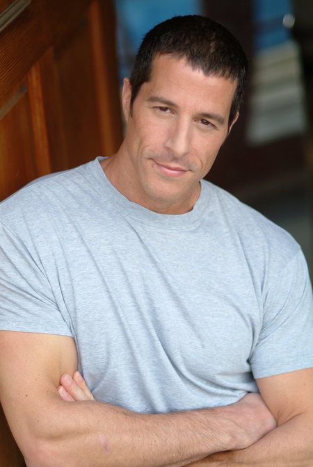 actor Steve Mateo large photo