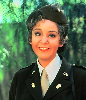 actor Beatrice Colen large photo