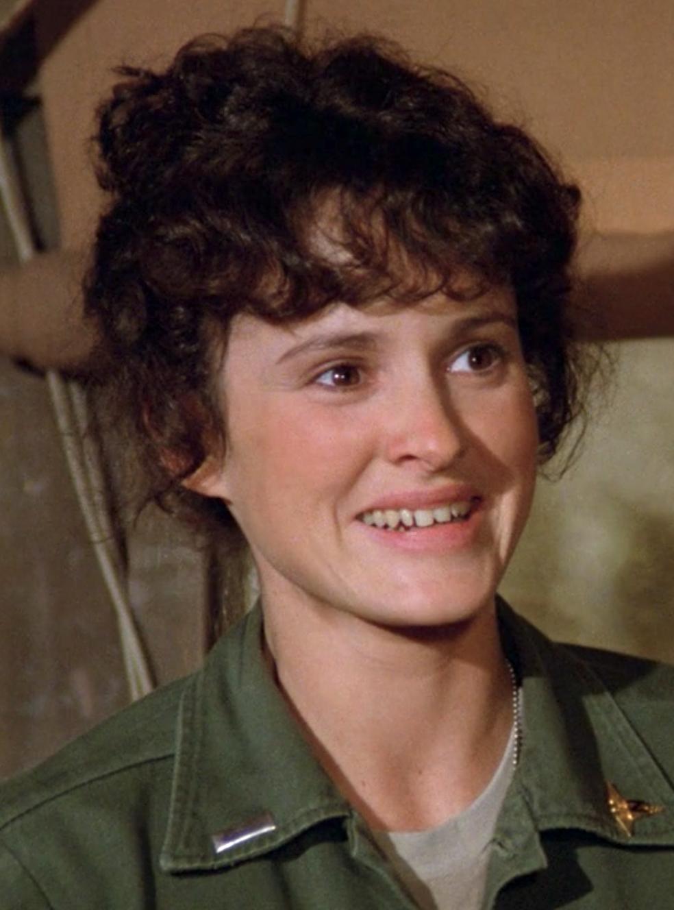 actor Alexandra Stoddart large photo