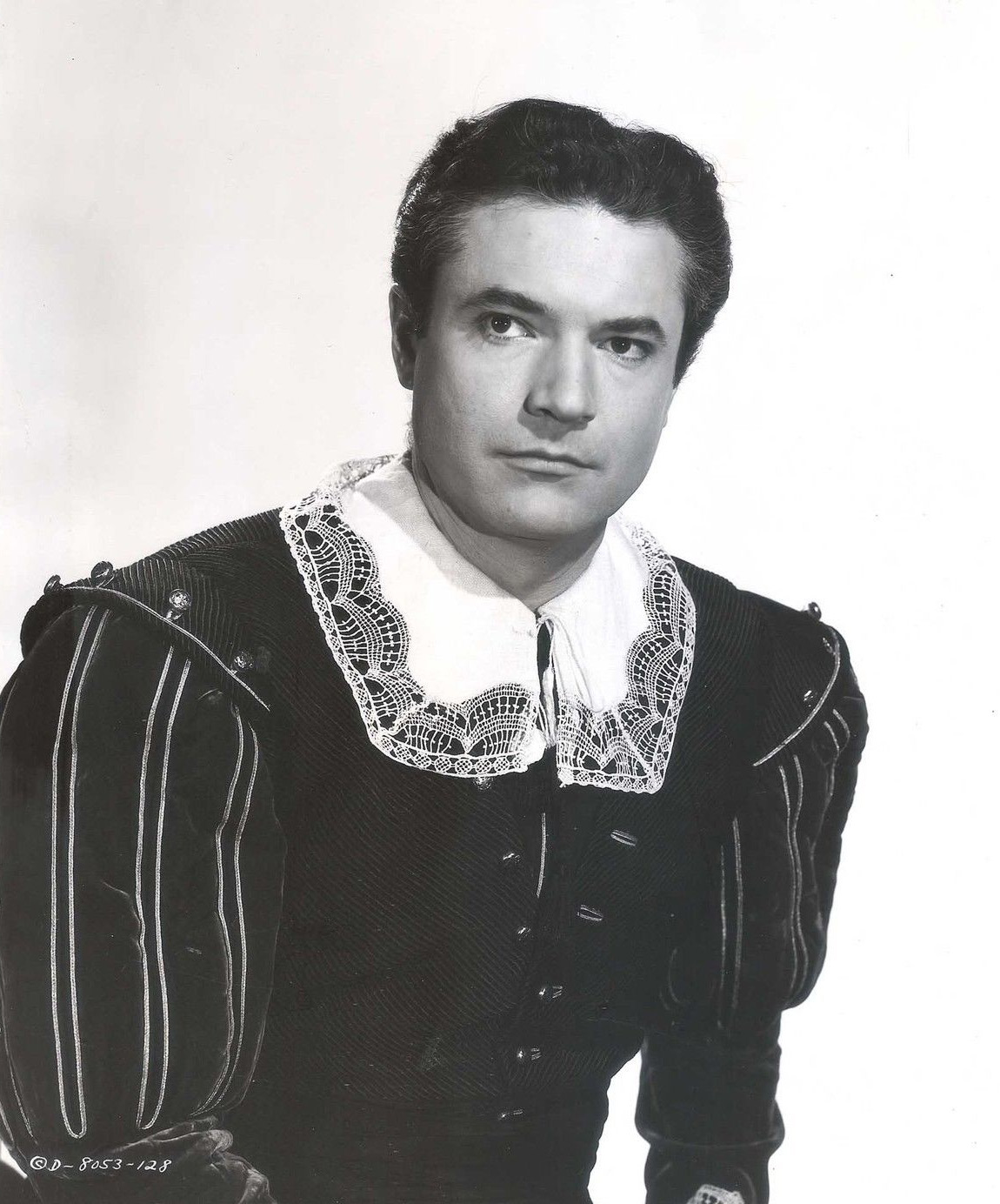 actor Whitfield Connor large photo