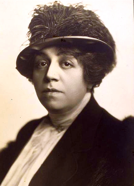 actor Michelette Burani large photo