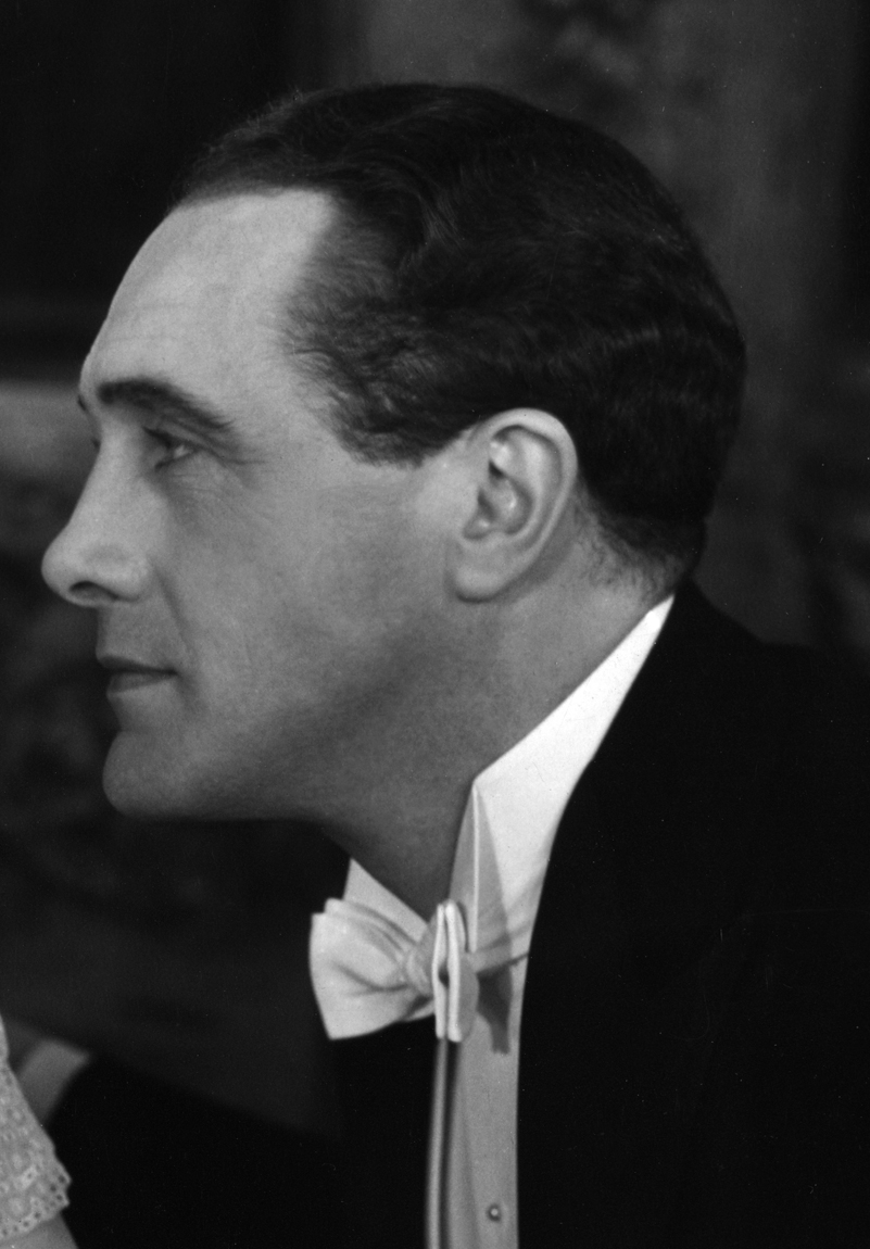 actor Owen Nares large photo