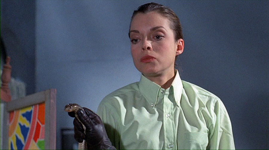 actor Kathryn Loder large photo