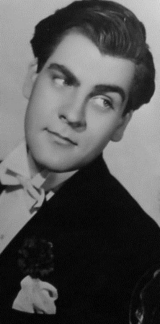 actor Lewis Howard large photo