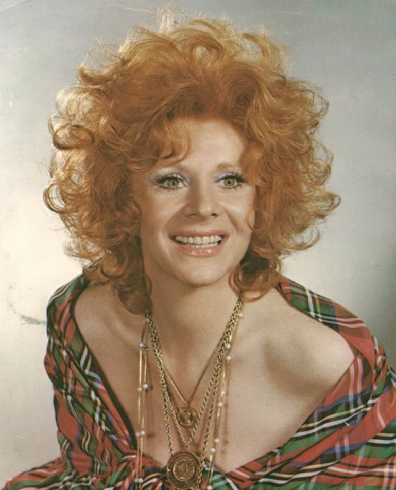 actor Kaye Stevens large photo