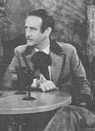 actor José Luis Tortosa large photo