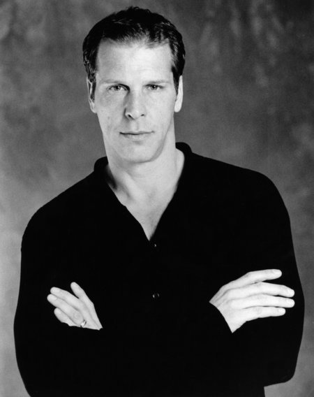 actor Rick Aiello large photo