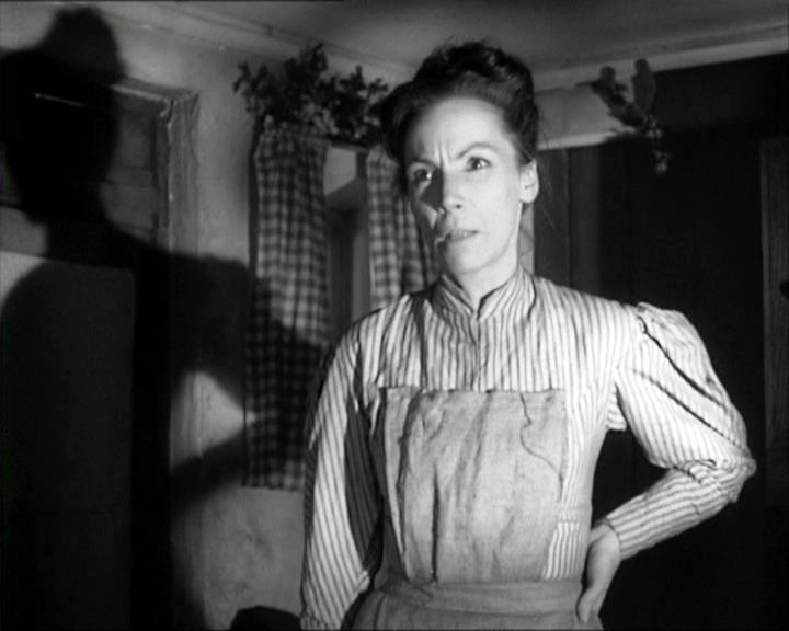 actor Freda Jackson large photo