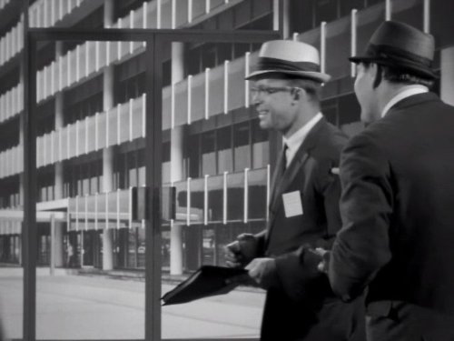 actor Julian Burton large photo