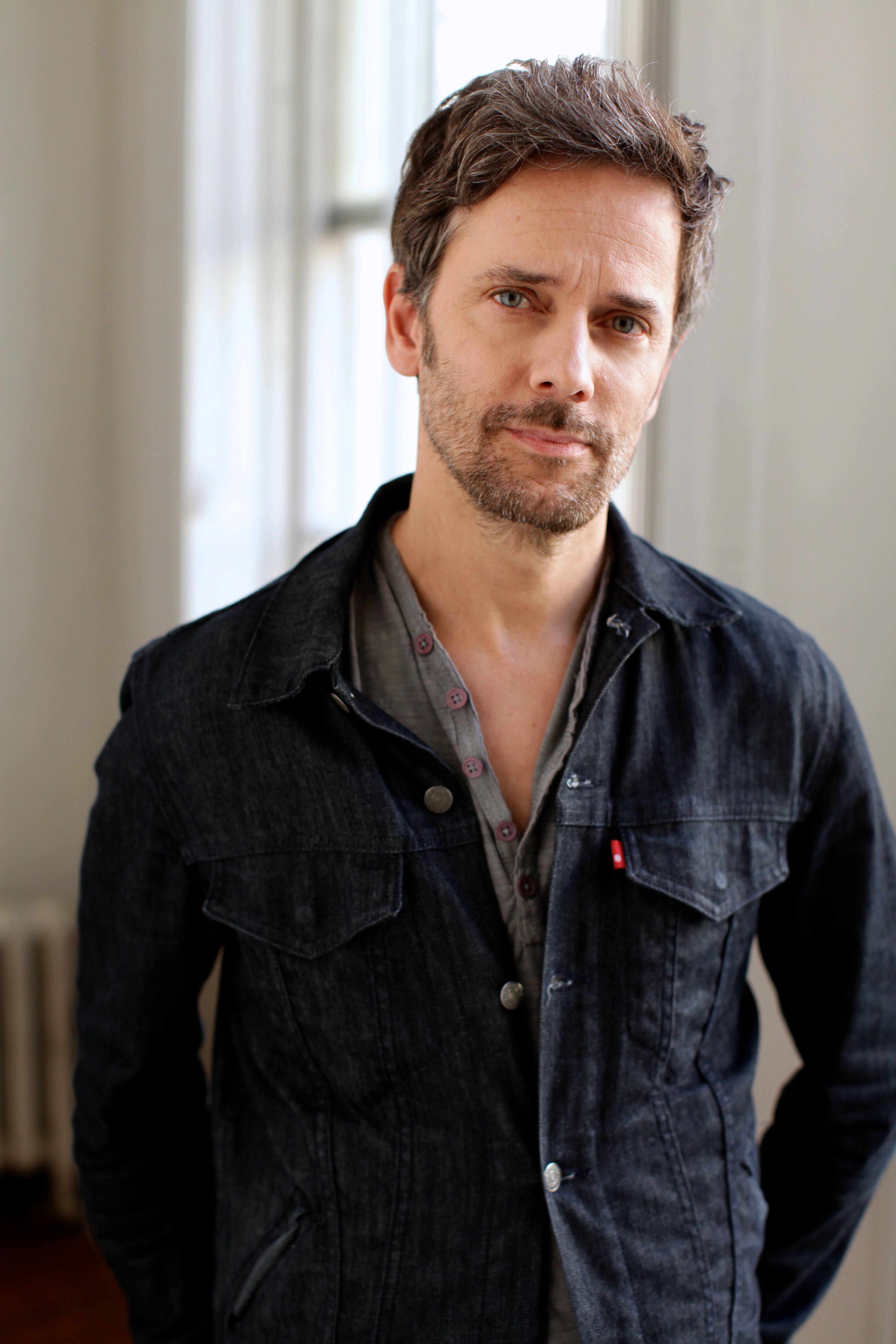 actor Joel Bissonnette large photo