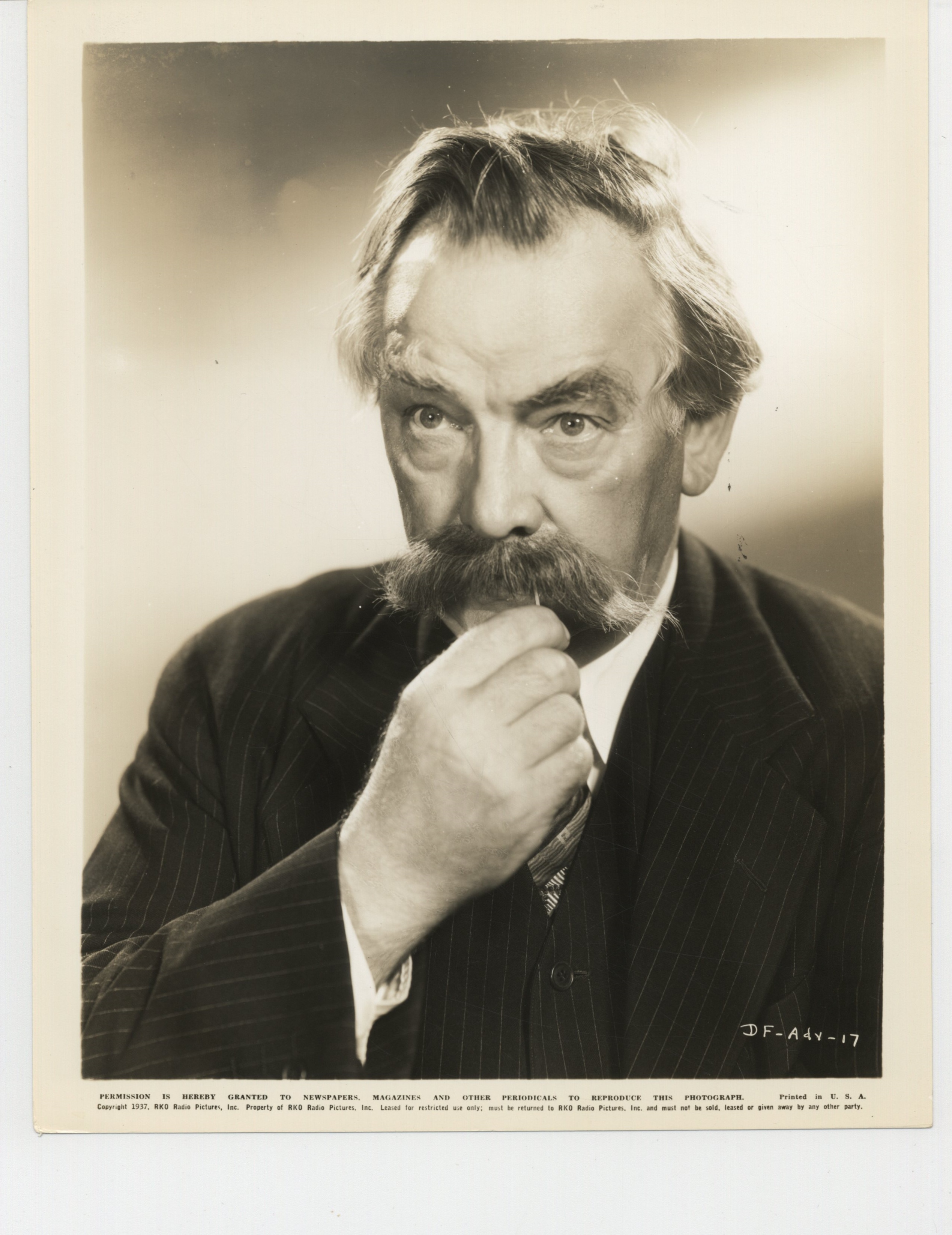 actor Roger Imhof large photo