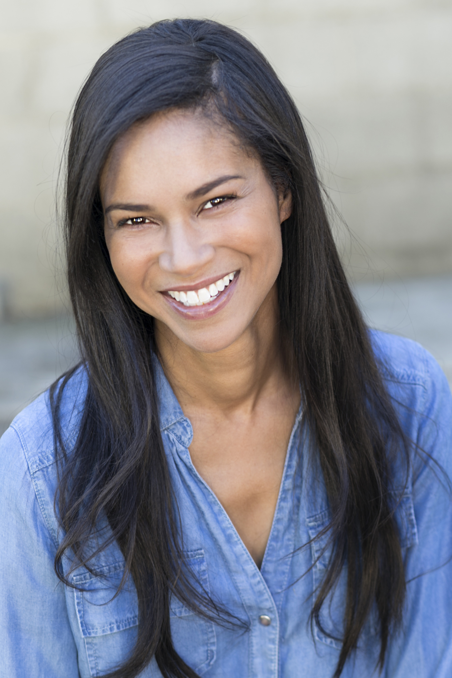 actor Shireen Crutchfield large photo