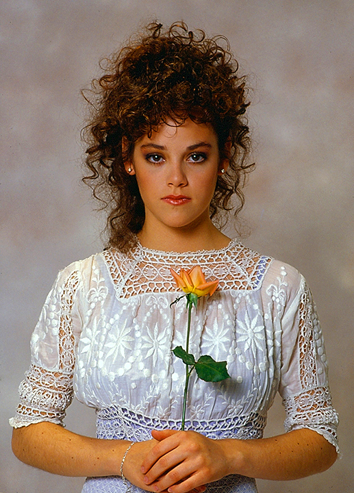 actor Rebecca Schaeffer large photo