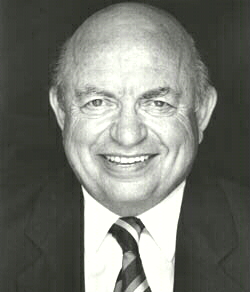 actor Lou Cutell large photo