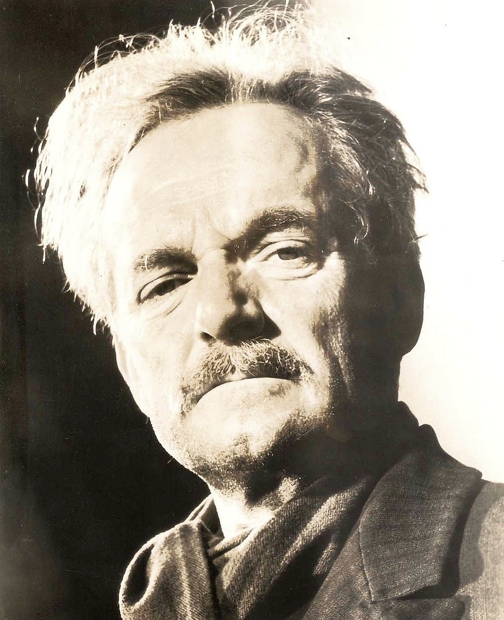 actor Donald Calthrop large photo