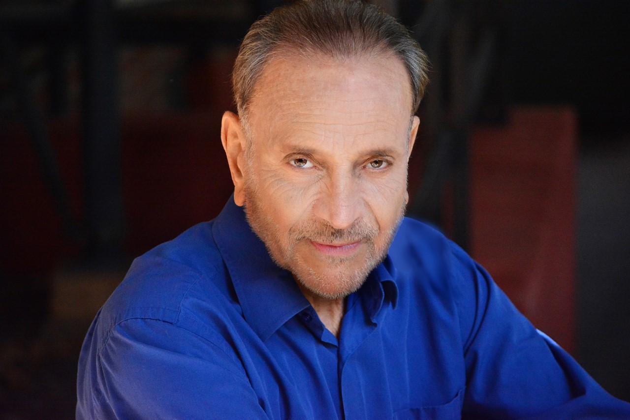 actor Jos Laniado large photo