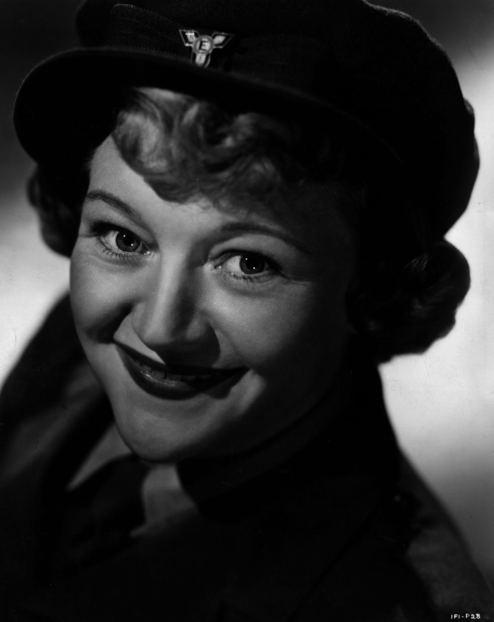 actor Dora Bryan large photo