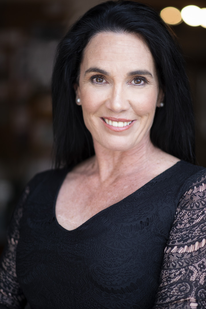 actor Dana Marie Maiello large photo