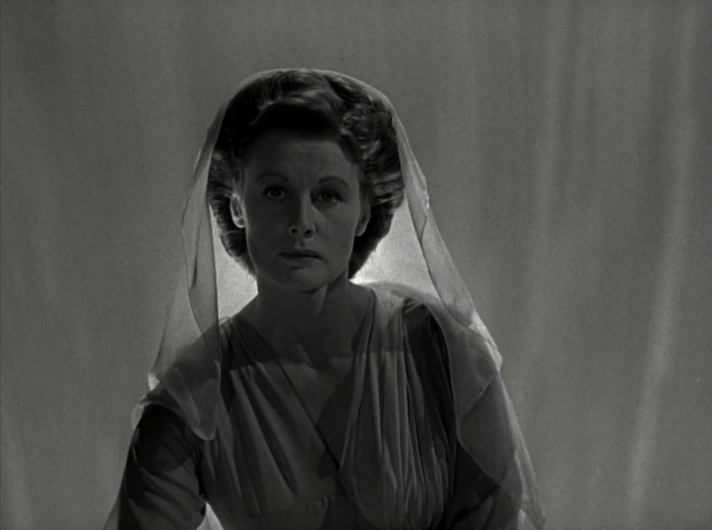 actor Joan Maude large photo