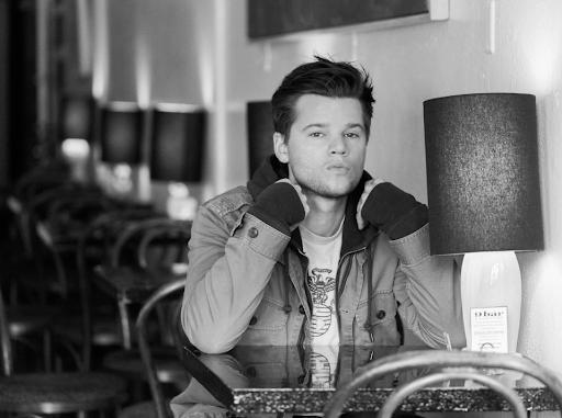 actor Steven Grayhm large photo