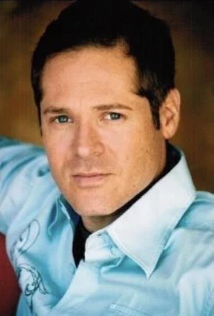 actor David Barry Gray large photo