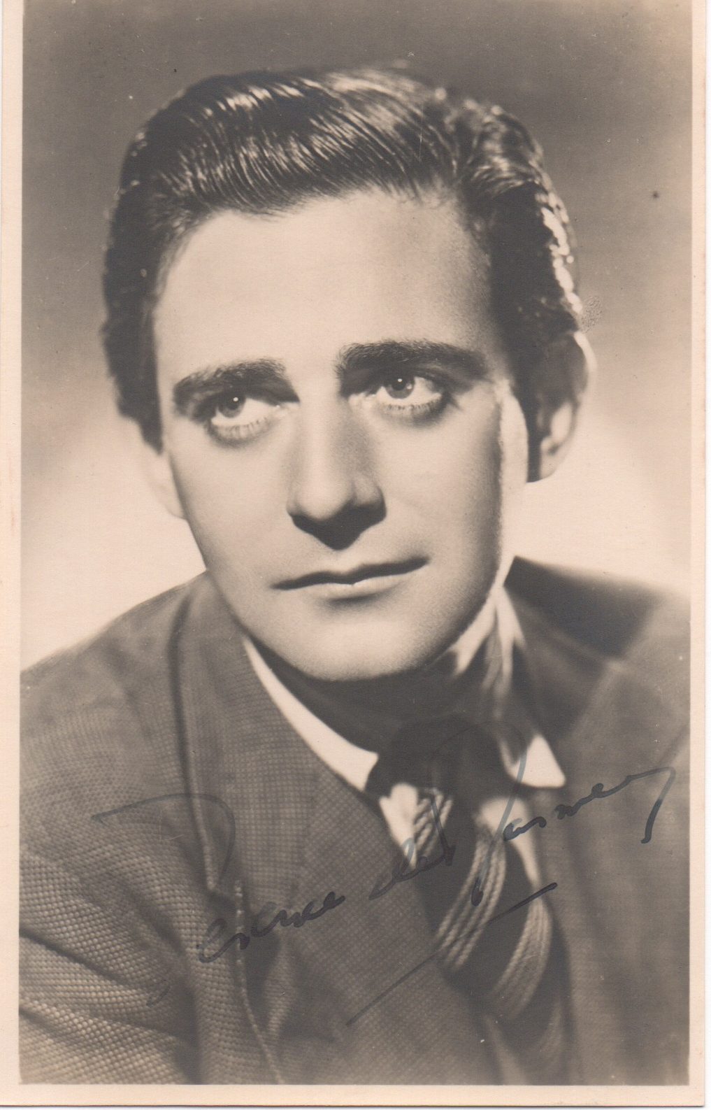 actor Terence de Marney large photo