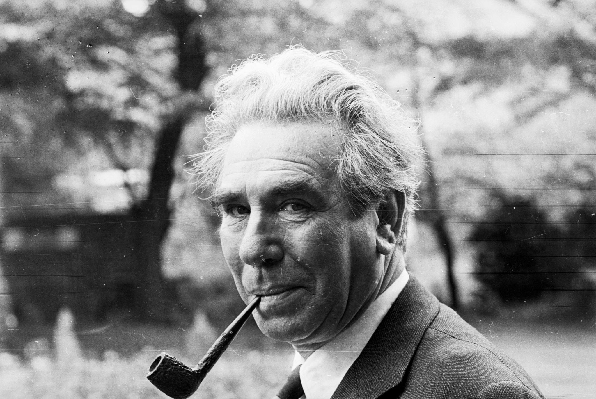 actor Donald Wolfit large photo