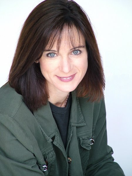 actor Lisa Baldwin large photo