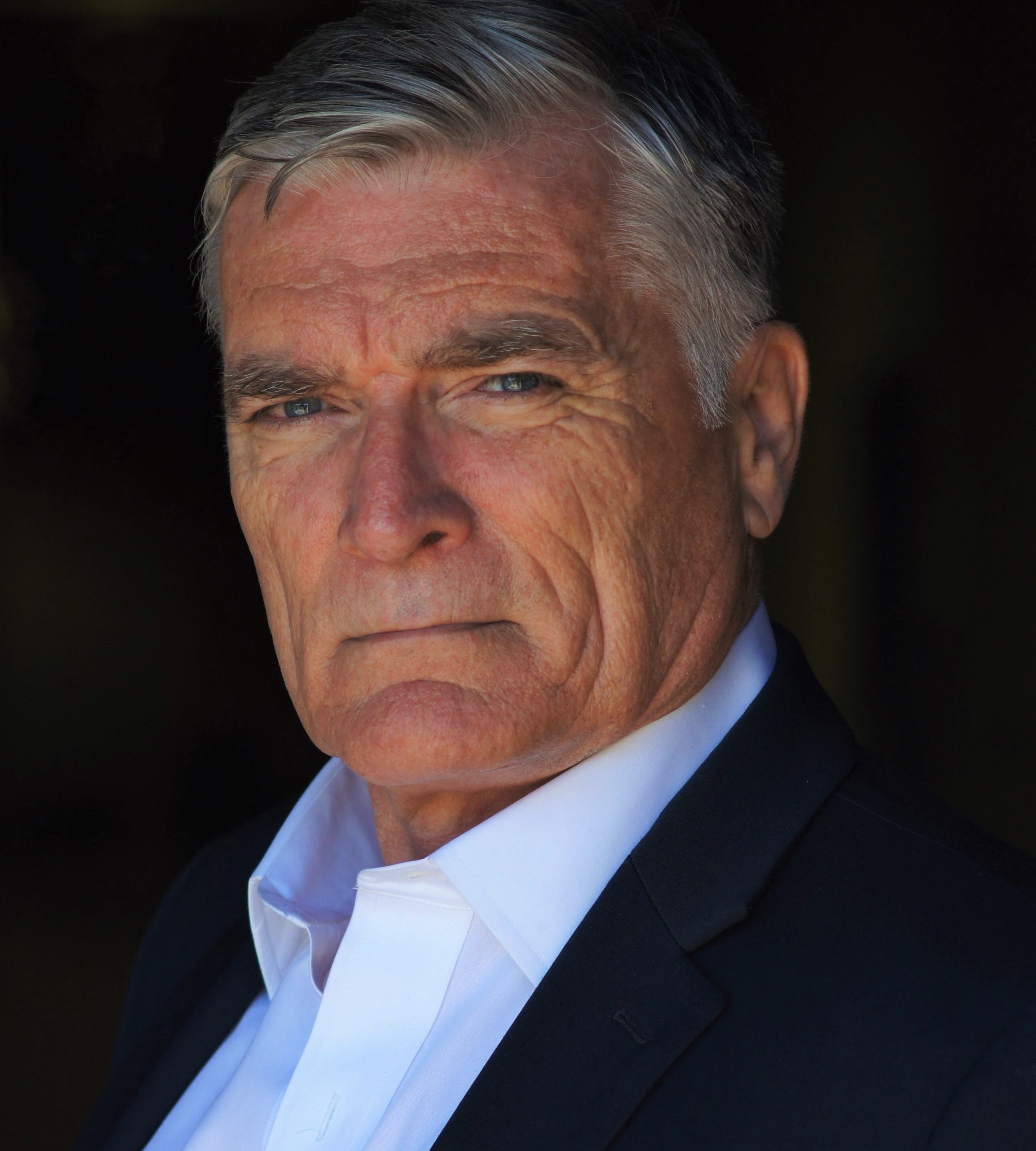 actor Chris Gillett large photo