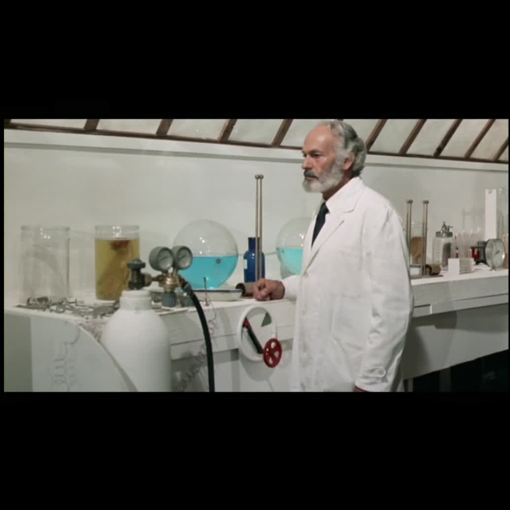 actor Attilio Dottesio large photo