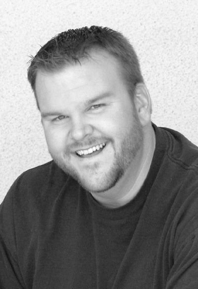 actor Brandon Thompson large photo