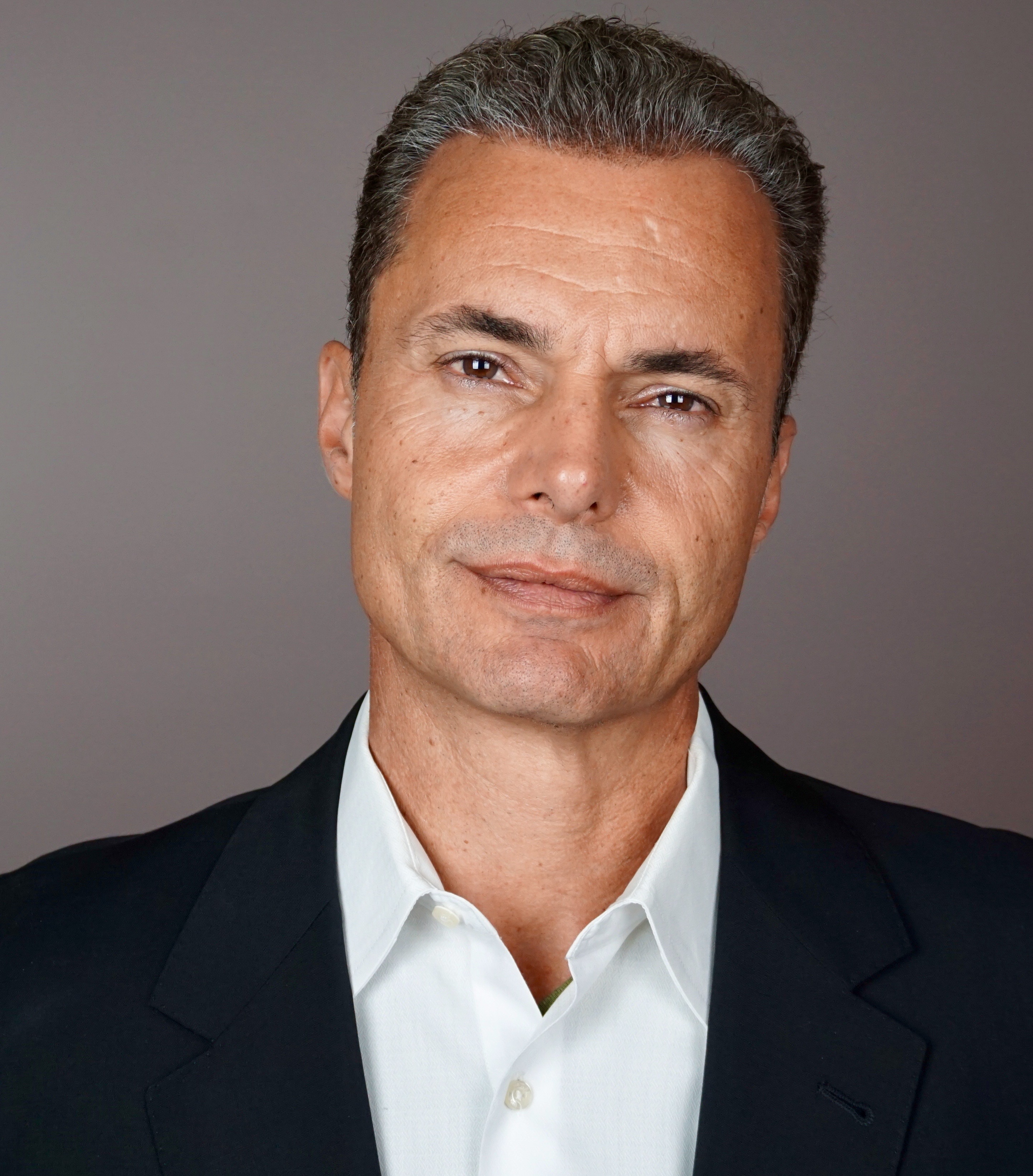 actor Matt Borlenghi large photo