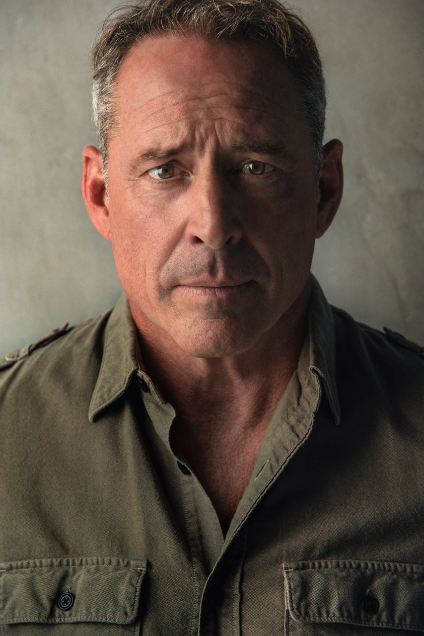 actor Greg Wrangler large photo