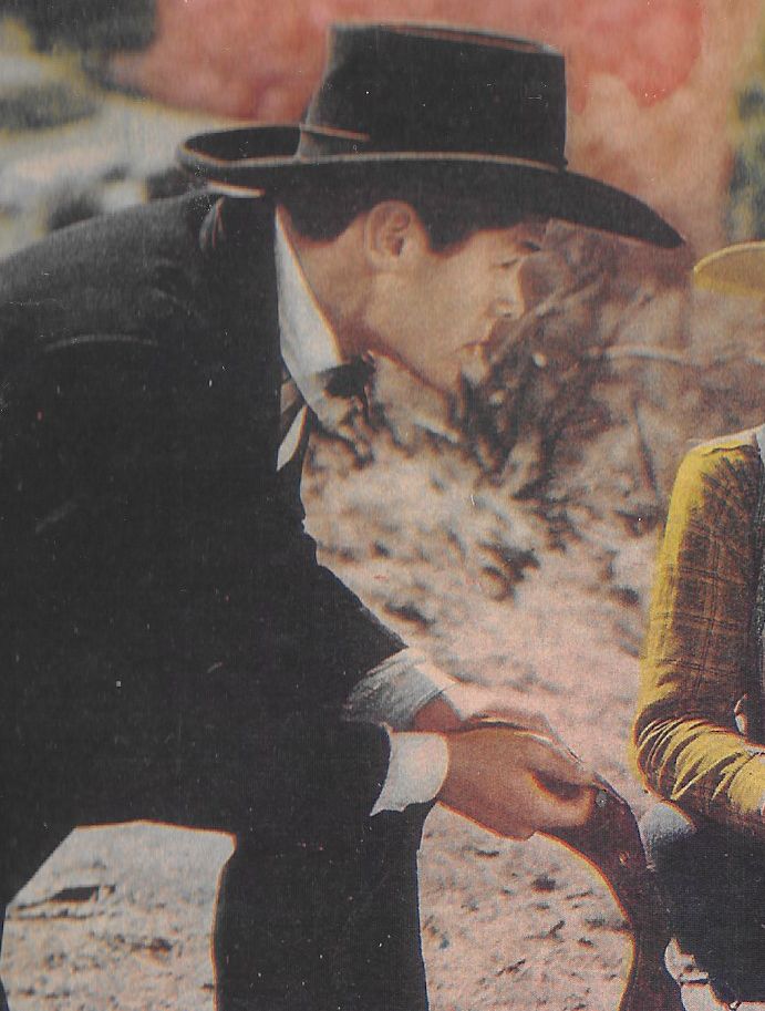 actor Warren McCollum large photo