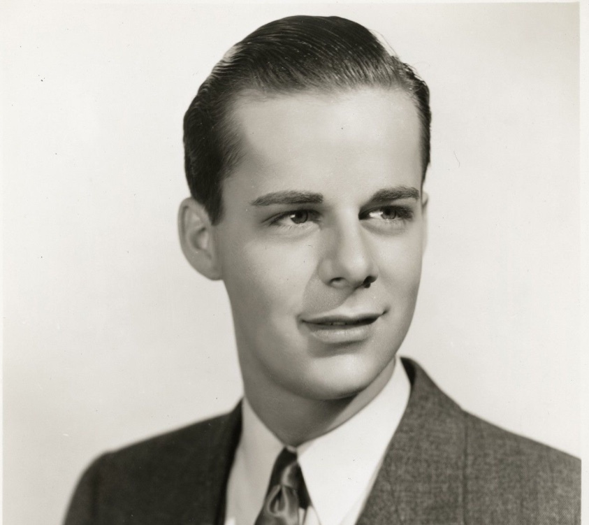 actor Dick Winslow large photo