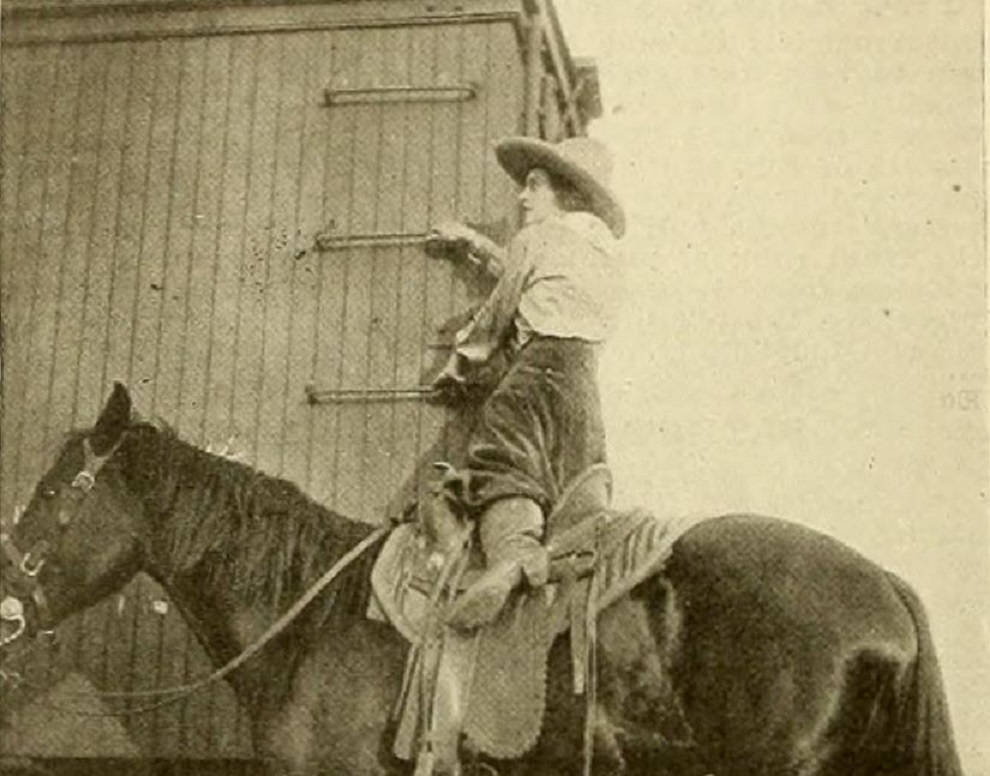 actor Helen Gibson large photo