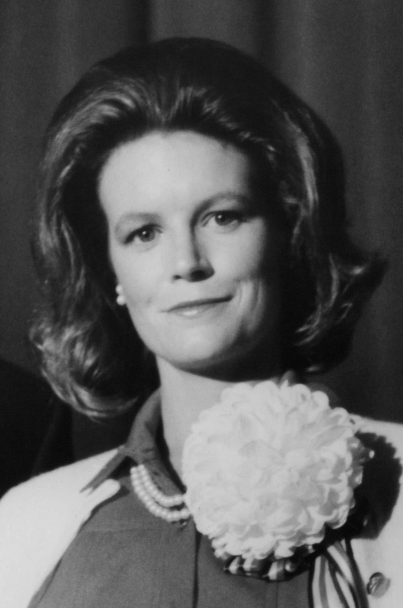 actor Annie McEnroe large photo