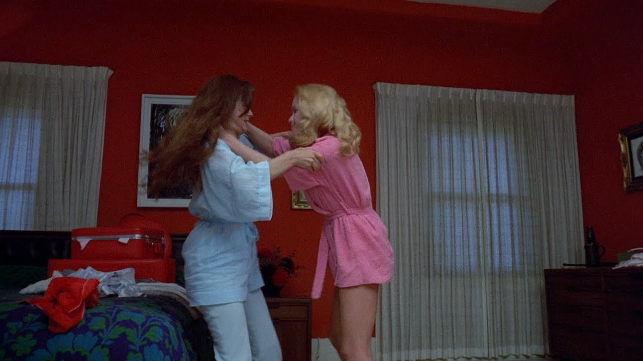 actor Joan McCall large photo