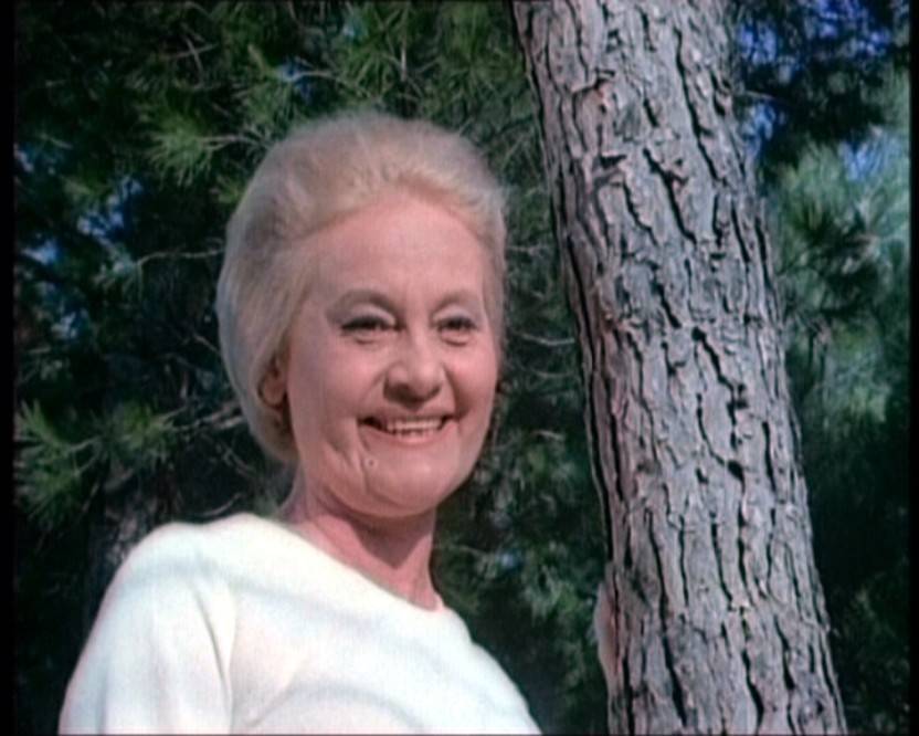 actor Janine Crispin large photo